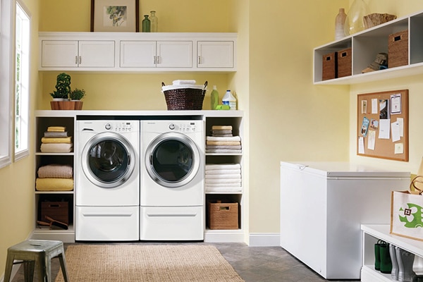 How to Clean a Washing Machine - Fred's Appliance